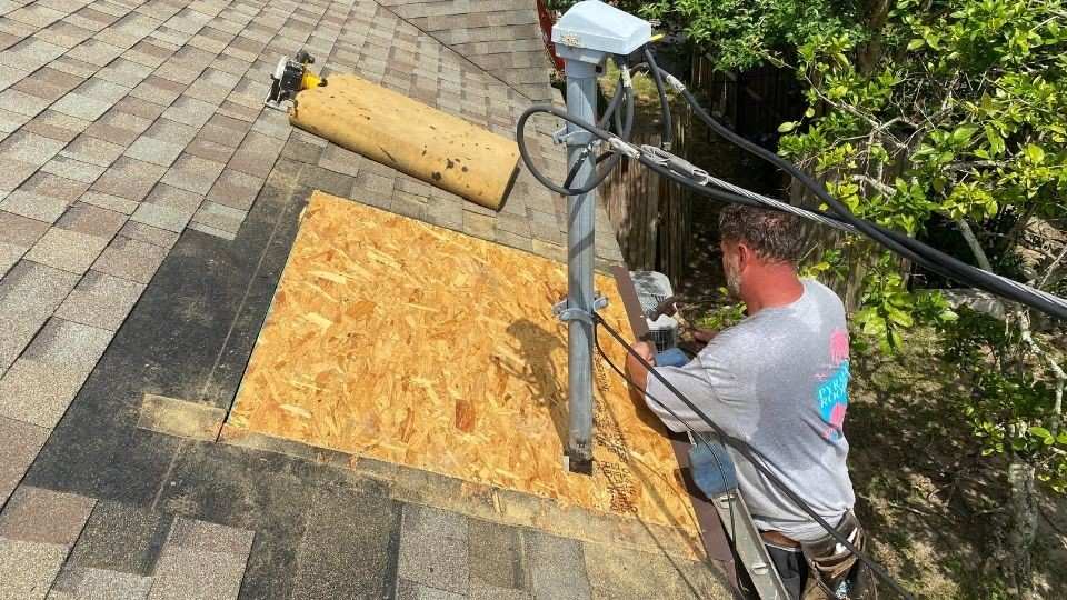 roof leak repair florida